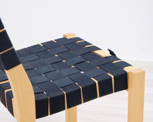 Lataa kuva Galleria-katseluun, Artek 611 satulavyötuoli musta