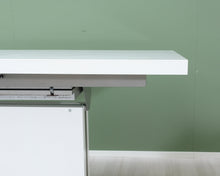 Lataa kuva Galleria-katseluun, Boconcept Milano jatkettava ruokapöytä valkoinen