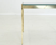 Lataa kuva Galleria-katseluun, 80-luvun kullanvärinen sivupöytä lasilevyllä