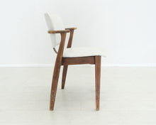 Lataa kuva Galleria-katseluun, Artek Domus tuoli valkoinen nahka