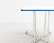 Lataa kuva Galleria-katseluun, Yrjö Kukkapuro Visual pöytä