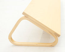 Lataa kuva Galleria-katseluun, Artek 112B seinähylly