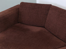 Lataa kuva Galleria-katseluun, Asko 3-istuttava kangassohva tummanruskea