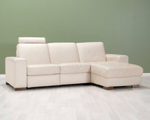 Lataa kuva Galleria-katseluun, 3-istuttava nahkasohva divaanilla luonnonvalkoinen