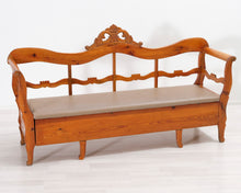 Lataa kuva Galleria-katseluun, Antiikkinen mäntysohva