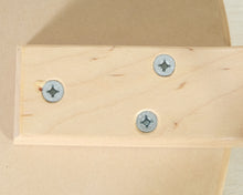 Lataa kuva Galleria-katseluun, Artek E60 jakkara punainen linoleum