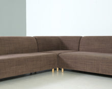 Lataa kuva Galleria-katseluun, Adea Camp kulmasohva tummanruskea