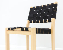 Lataa kuva Galleria-katseluun, Artek 611 tuoli musta satulavyö (kohtalainen)