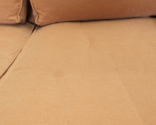 Lataa kuva Galleria-katseluun, Asko Kielo 2,5-istuttava kangassohva ruskea