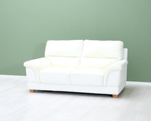 Lataa kuva Galleria-katseluun, 2-istuttava nahkasohva valkoinen