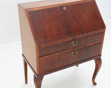 Lataa kuva Galleria-katseluun, Avautuva kirjoituslipasto