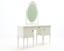 Lataa kuva Galleria-katseluun, Laitalan peilipöytä