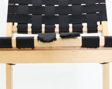 Lataa kuva Galleria-katseluun, Artek 611 tuoli musta satulavyö (kohtalainen)