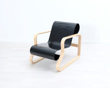 Lataa kuva Galleria-katseluun, Artek Paimio 41 nojatuoli koivu / musta