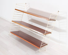 Lataa kuva Galleria-katseluun, String hylly