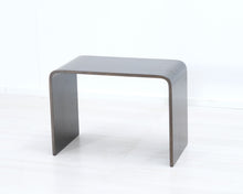 Lataa kuva Galleria-katseluun, Adea Camp pieni sivupöytä