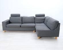 Lataa kuva Galleria-katseluun, 4-istuttava harmaa divaanisohva