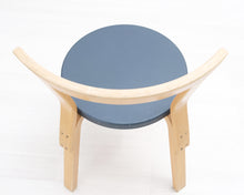 Lataa kuva Galleria-katseluun, Artek ruokatuoli 68 sininen istuinosa