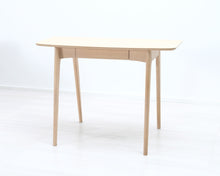 Lataa kuva Galleria-katseluun, Asko työpöytä tammea