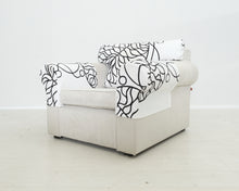 Lataa kuva Galleria-katseluun, Asko nojatuoli Marimekon käsi- ja selkänojansuojalla