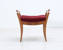 Lataa kuva Galleria-katseluun, Antiikkinen pianojakkara