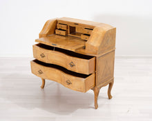 Lataa kuva Galleria-katseluun, Antiikkinen kirjoituslipasto