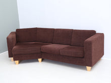 Lataa kuva Galleria-katseluun, Asko 3-istuttava kangassohva tummanruskea