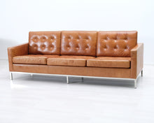 Lataa kuva Galleria-katseluun, 3-istuttava nahkasohva konjakinvärinen