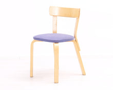 Lataa kuva Galleria-katseluun, Artek 69 tuoli koivu / keskisininen