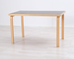 Artek 81B pöytä koivu / musta