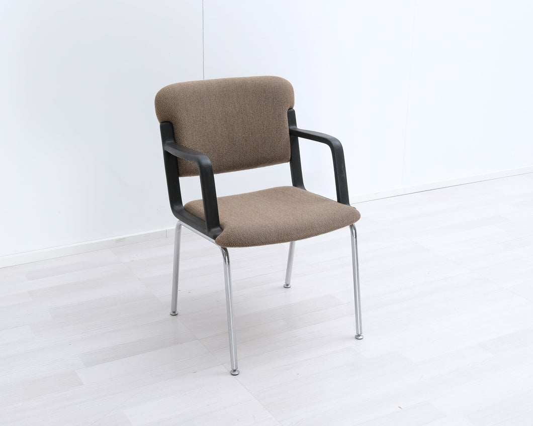 Isku vintage käsinojatuoli