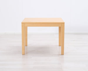 Sivupöytä 70 x 70 cm