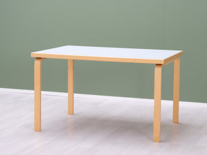 Artek ruokapöytä koivu / valkoinen 120 x 85 cm
