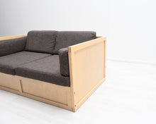 Lataa kuva Galleria-katseluun, Artek 557 Ben af Schulten 2-istuttava sohva ruskea
