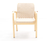 Lataa kuva Galleria-katseluun, Artek 45 nojatuoli beige satulavyö
