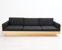 Lataa kuva Galleria-katseluun, Artek Ben af Schultén 556 3-istuttava sohva musta
