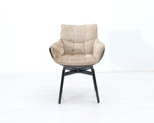 Lataa kuva Galleria-katseluun, B&amp;B Italia Husk ruokatuoli beige

