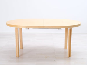 Artek H99 jatkettava ruokapöytä