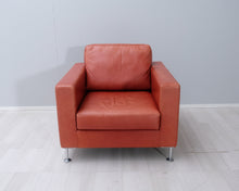 Lataa kuva Galleria-katseluun, Sope nahkainen nojatuoli punainen
