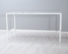 Lataa kuva Galleria-katseluun, Baaripöytä terrazzo-levyllä
