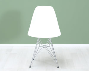 Vitra Eames DSR tuoli valkoinen