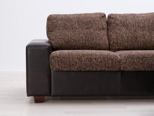 Lataa kuva Galleria-katseluun, 3-istuttava nahkakangassohva rahilla
