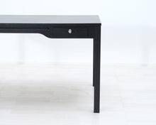 Lataa kuva Galleria-katseluun, Ikea työpöytä musta
