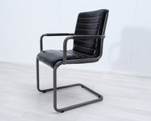 Lataa kuva Galleria-katseluun, Artwood Sabina tuoli musta
