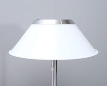 Lataa kuva Galleria-katseluun, Ateljé Lyktan Mars pöytävalaisin
