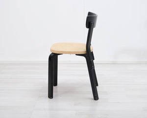 Artek 69 tuoli musta / beige