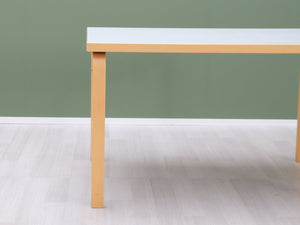 Artek ruokapöytä koivu / valkoinen 120 x 85 cm