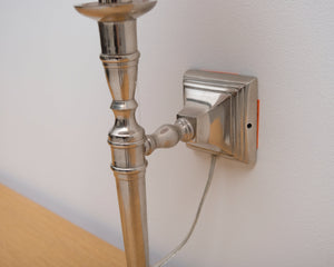 BR Home valkoinen seinävalaisin