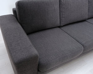 3-istuttava kangassohva harmaa