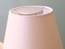 Lataa kuva Galleria-katseluun, Artemide Melampo pöytävalaisin
